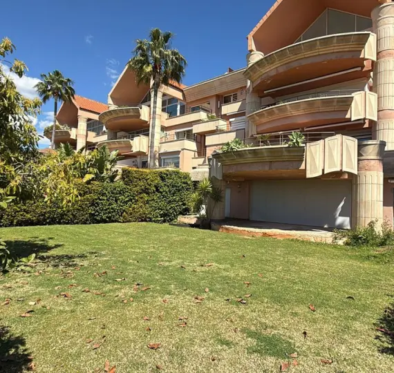 Apartamento en planta baja R5002141