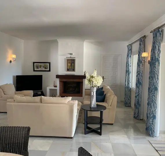 Oтдельно стоящая вилла R5040070