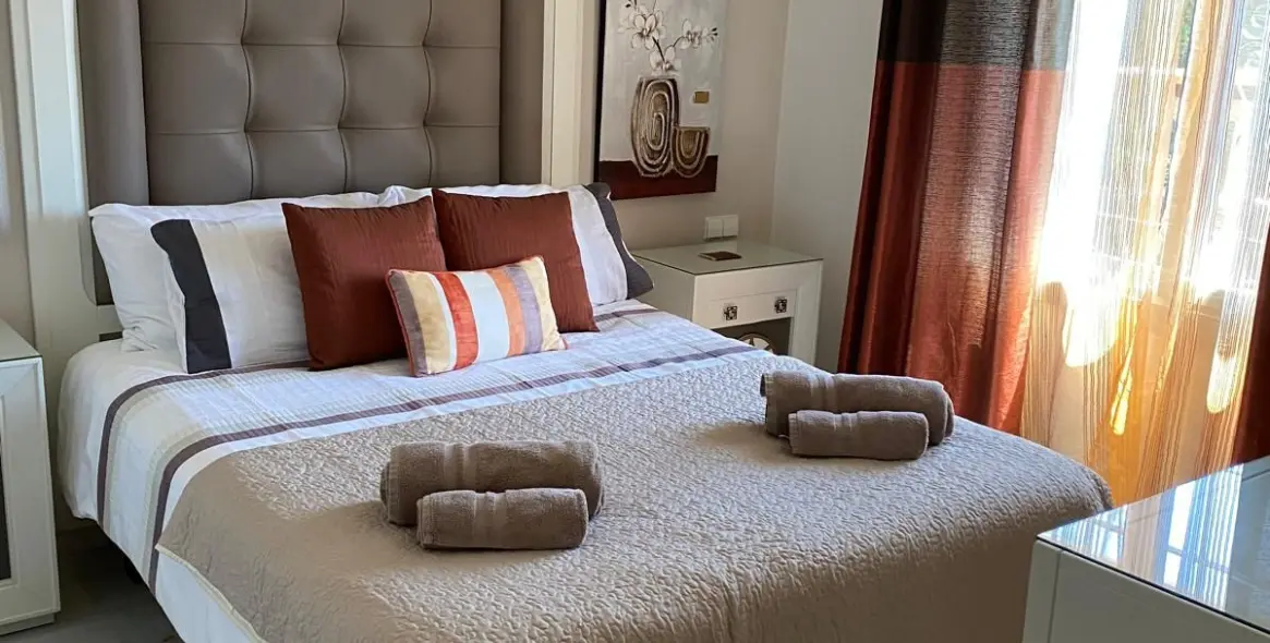 Продажа  отдельно стоящей виллы в Estepona (район El Paraiso) 13