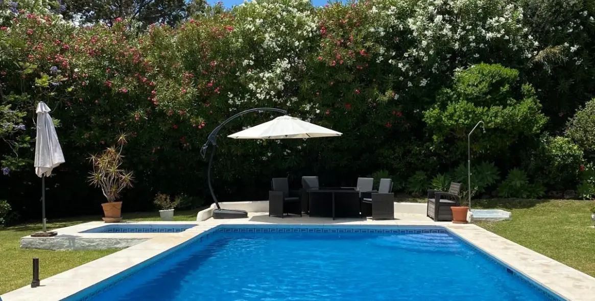 Продажа  отдельно стоящей виллы в Estepona (район El Paraiso) 17