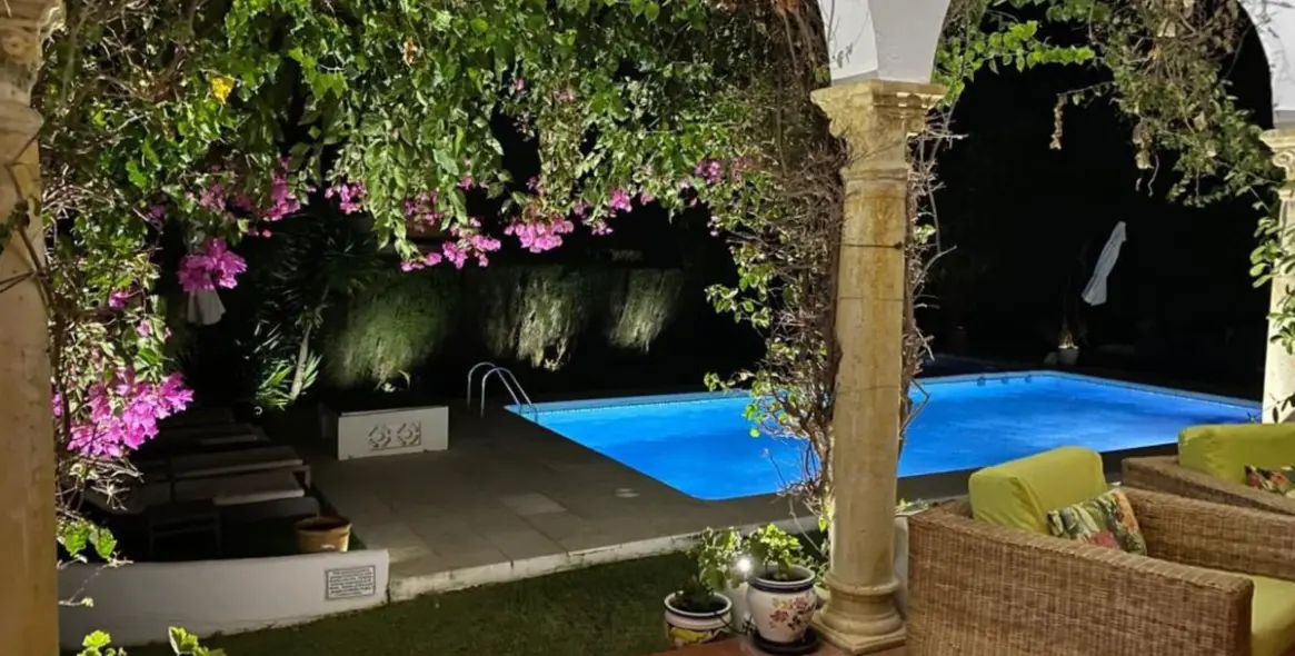 Venta de villa independiente en El Paraiso 20