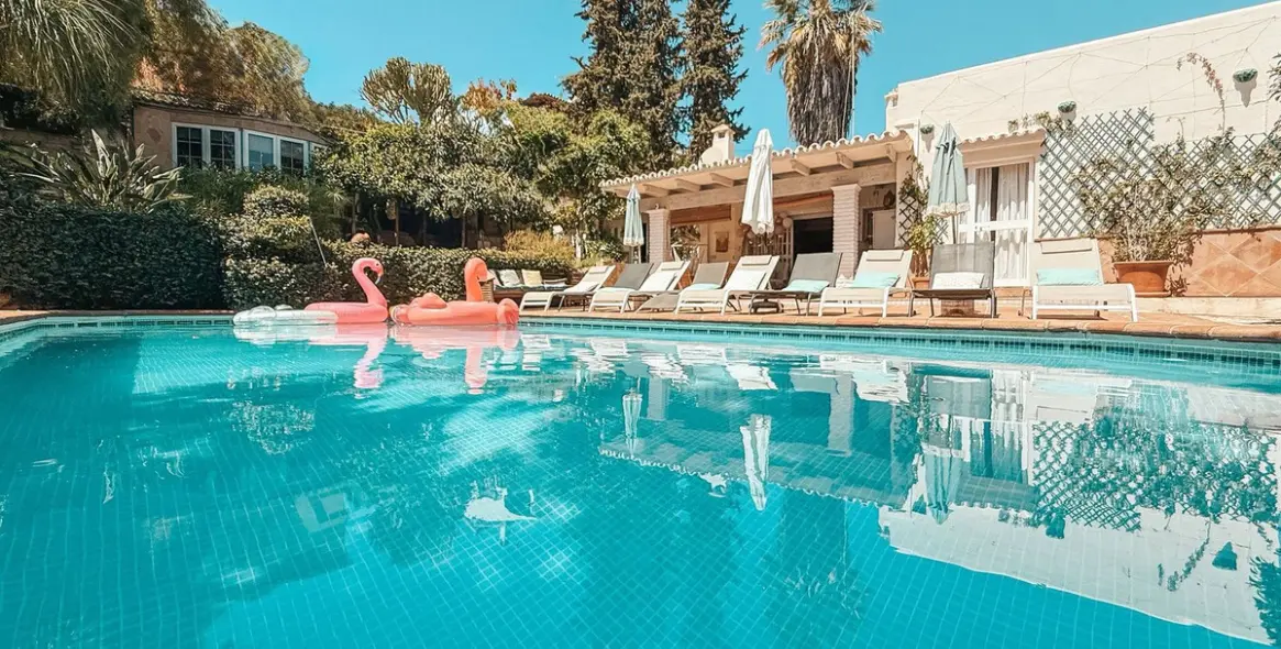 Продажа  отдельно стоящей виллы в Nueva Andalucía 1