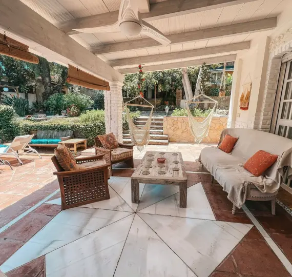 Продажа  отдельно стоящей виллы в Nueva Andalucía