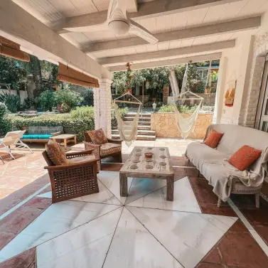 Sale of detached villa in Nueva Andalucía