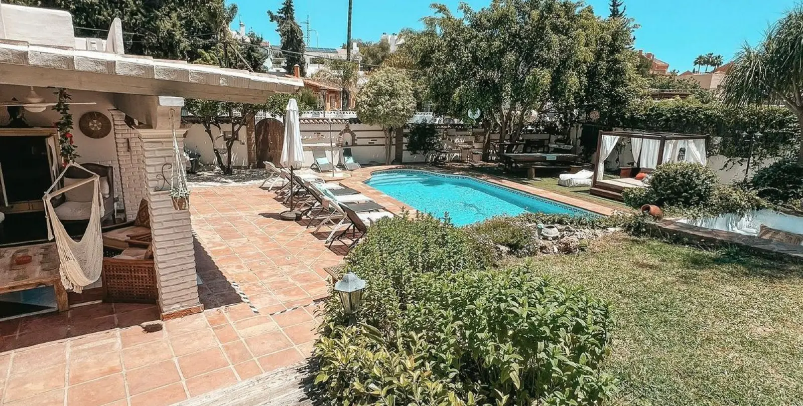 Sale of detached villa in Nueva Andalucía 11