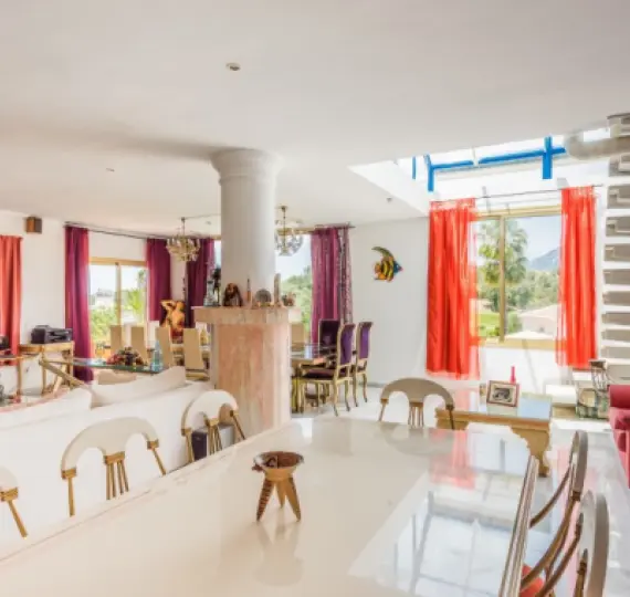 Detached villa R2927315