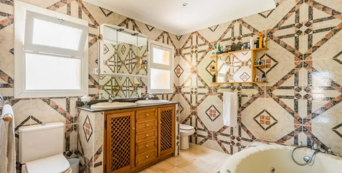 Sale of detached villa in El Rosario 8