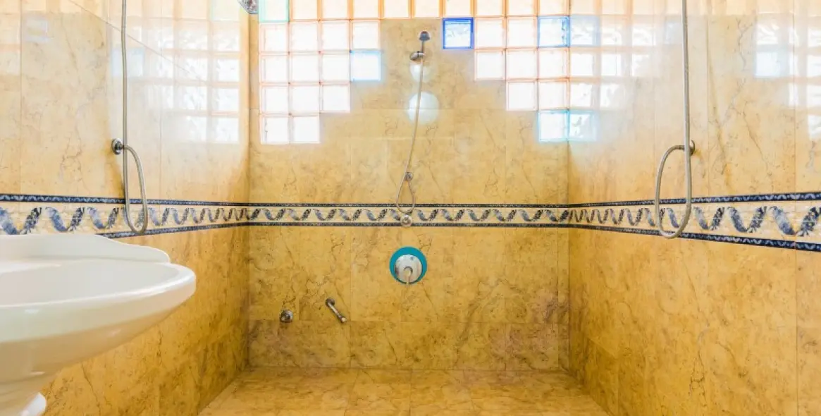 Sale of detached villa in El Rosario 12