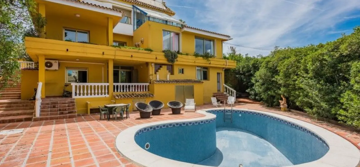 Sale of detached villa in El Rosario 0