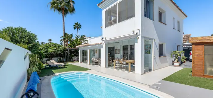 Oтдельно стоящая вилла R5180032 0