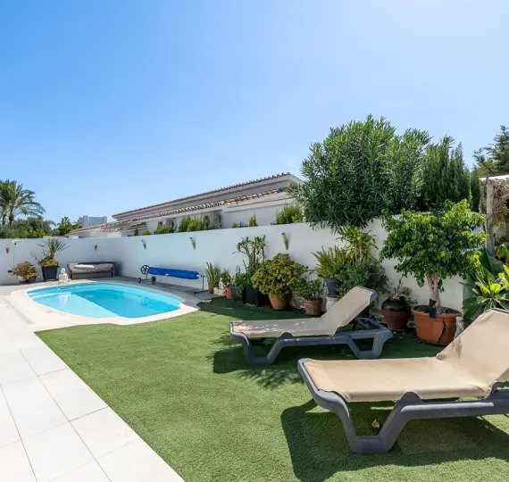 Oтдельно стоящая вилла R5180032