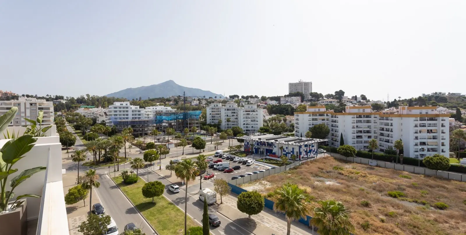 Продажа апартаментов на среднем этаже в Nueva Andalucía 51
