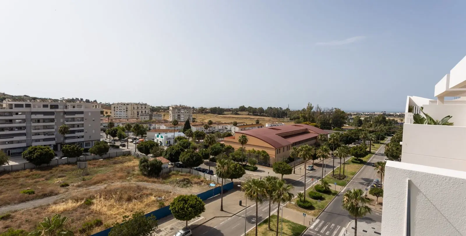 Продажа апартаментов на среднем этаже в Nueva Andalucía 52