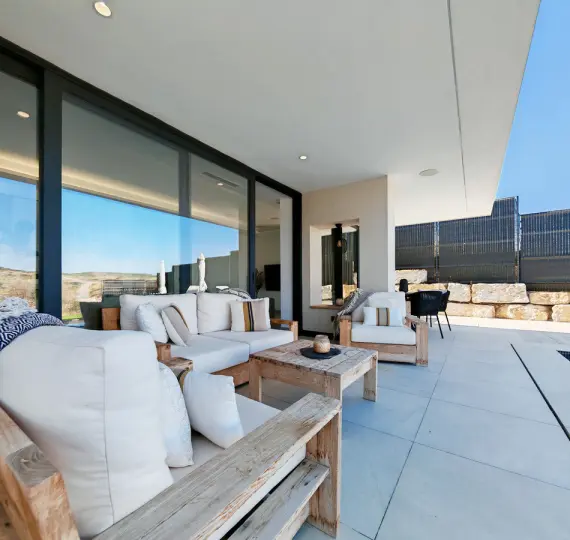 Продажа  отдельно стоящей виллы в Estepona