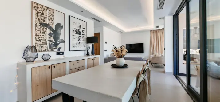 Продажа  отдельно стоящей виллы в Estepona 3