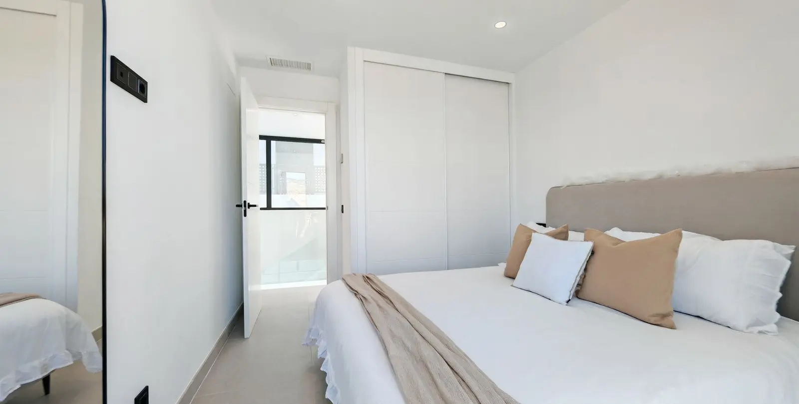 Venta de villa independiente en Estepona 13