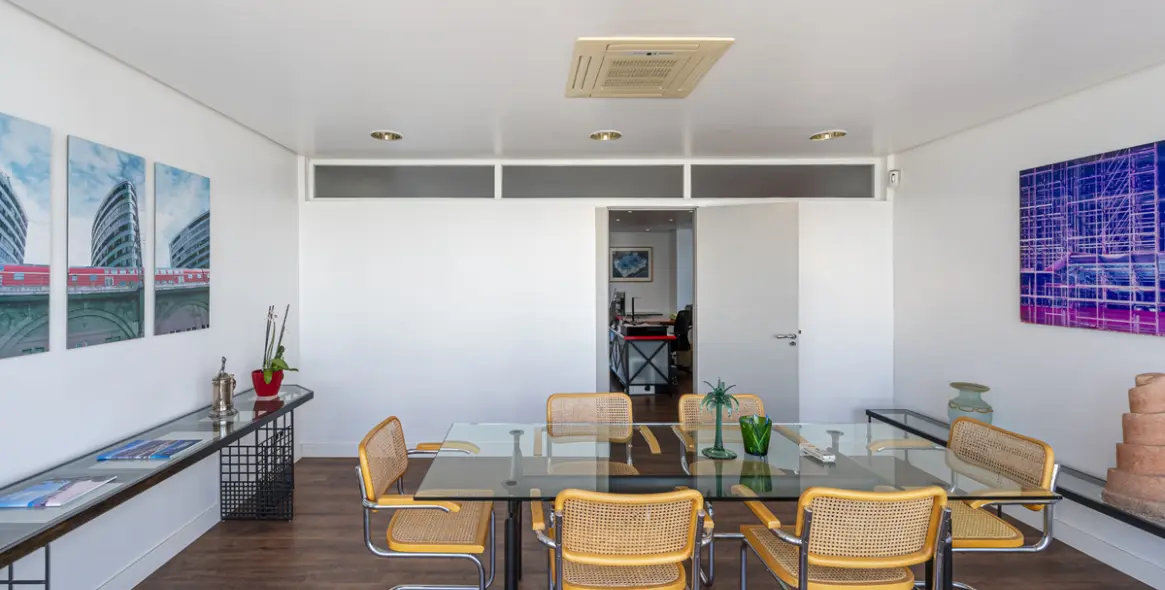 Sale of business in Guadalmina Alta 21