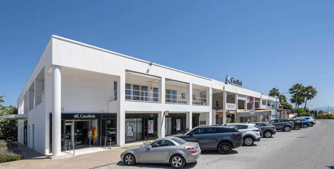 Sale of business in Guadalmina Alta 35