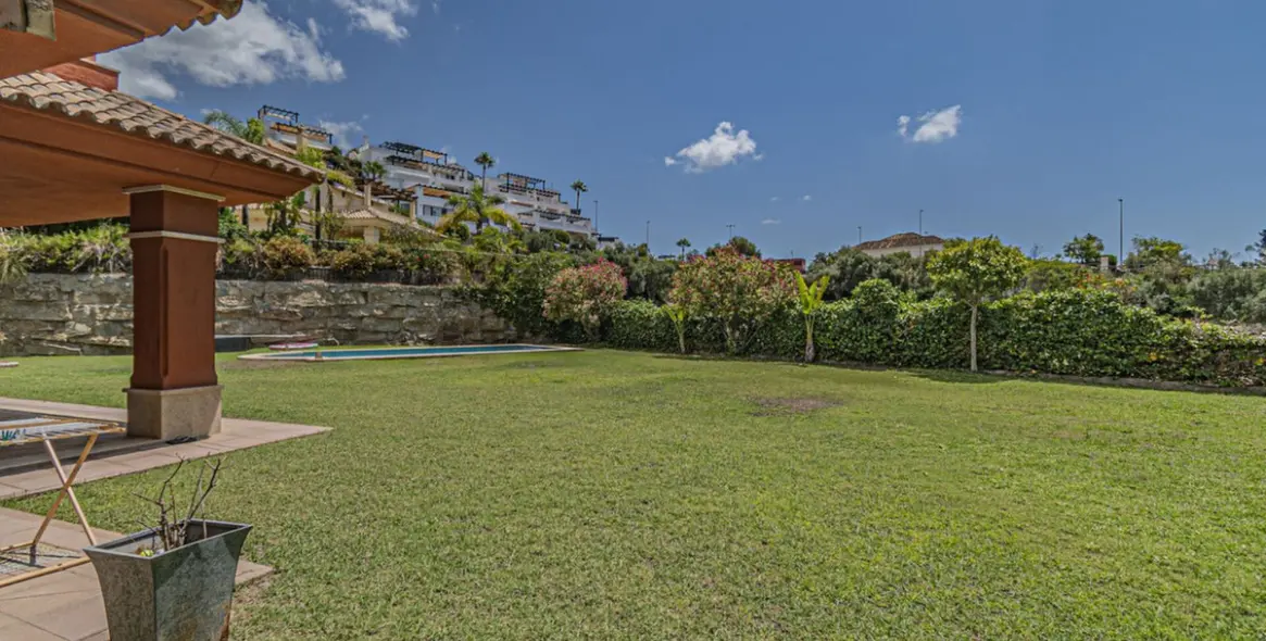 Alquiler a largo plazo de villa independiente en Marbella 3