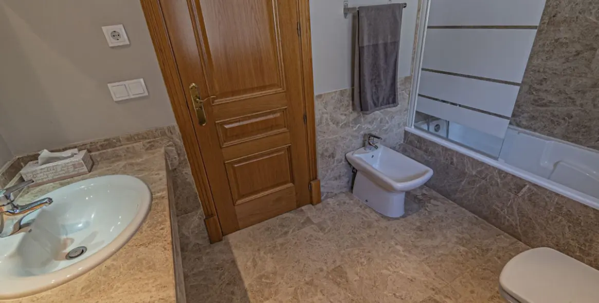 Alquiler a largo plazo de villa independiente en Marbella 29