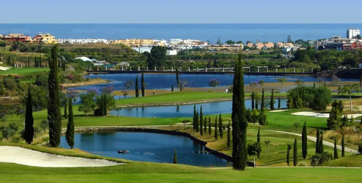 Alquiler a largo plazo de villa independiente en Marbella 34