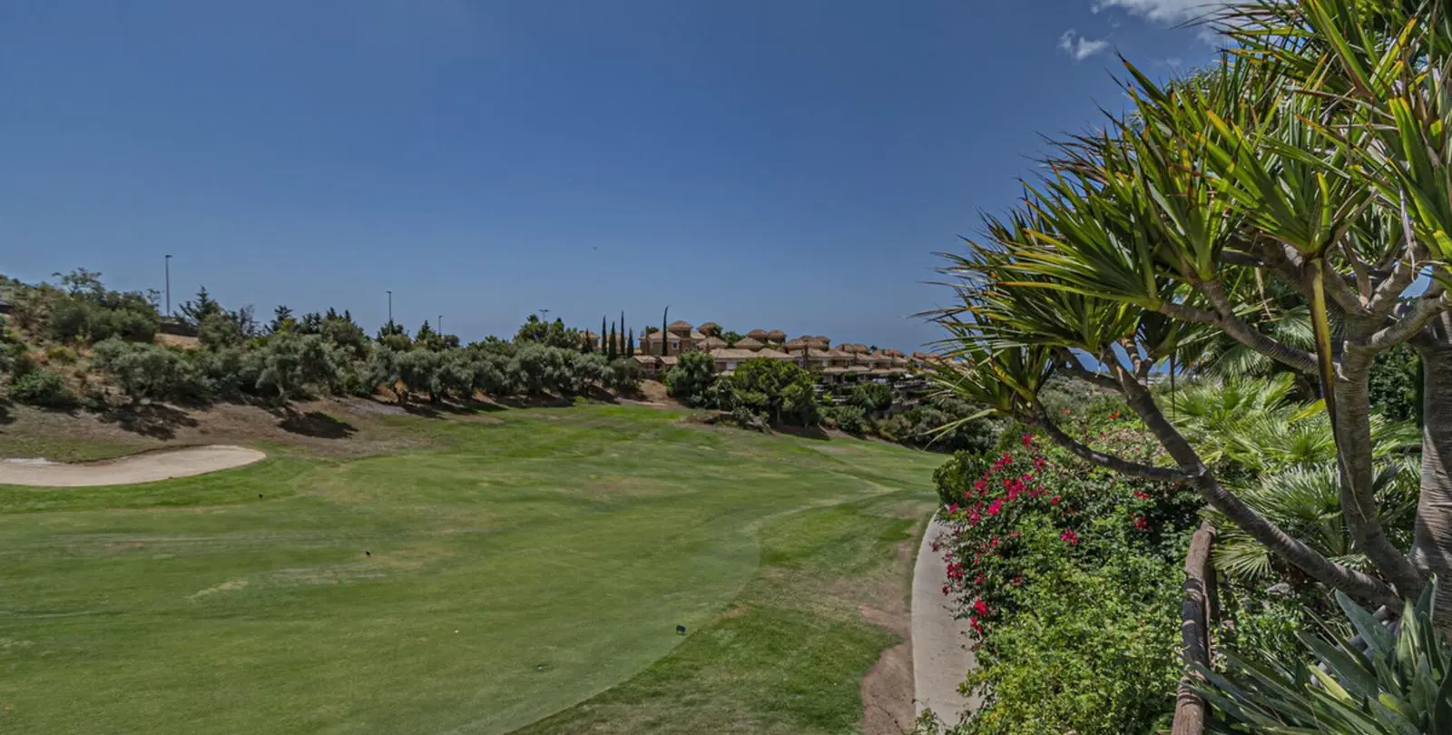 Sale of detached villa in Marbella 5