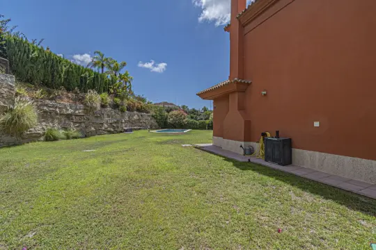 Image 7 thumb