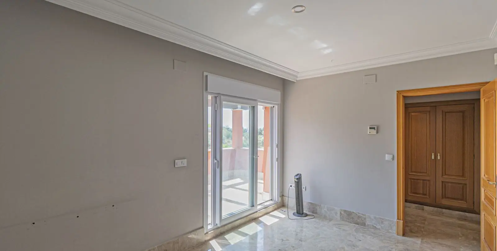Sale of detached villa in Marbella 20