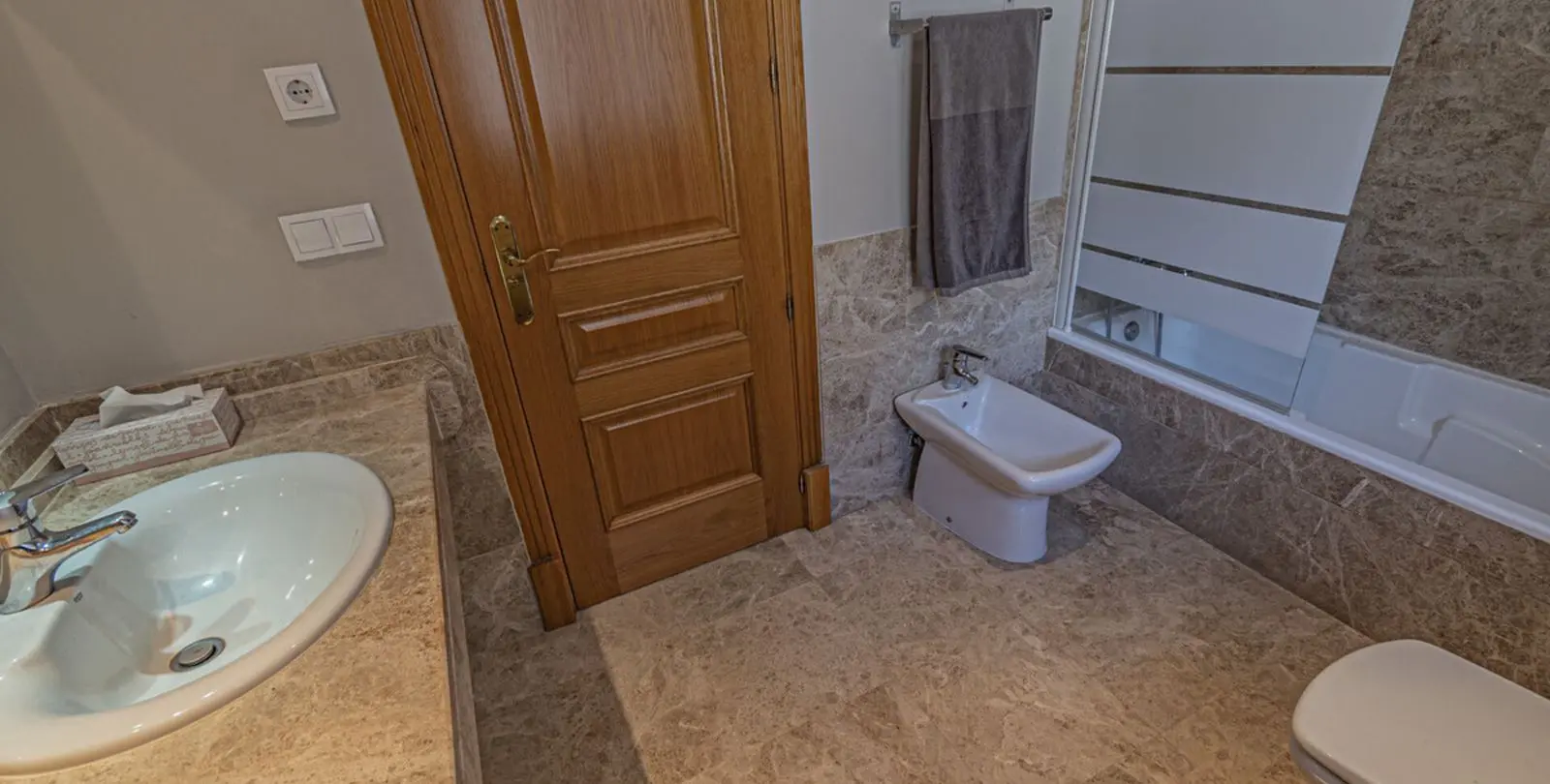 Sale of detached villa in Marbella 29
