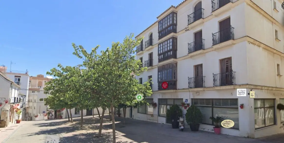 Продажа бизнеса в Estepona 1