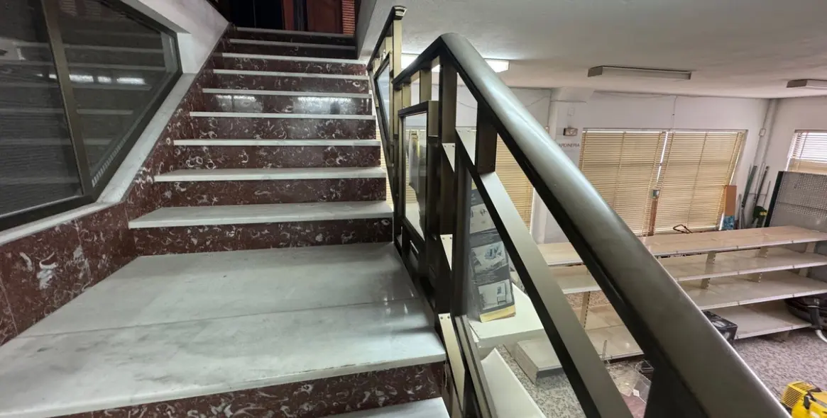 Продажа бизнеса в Estepona 3