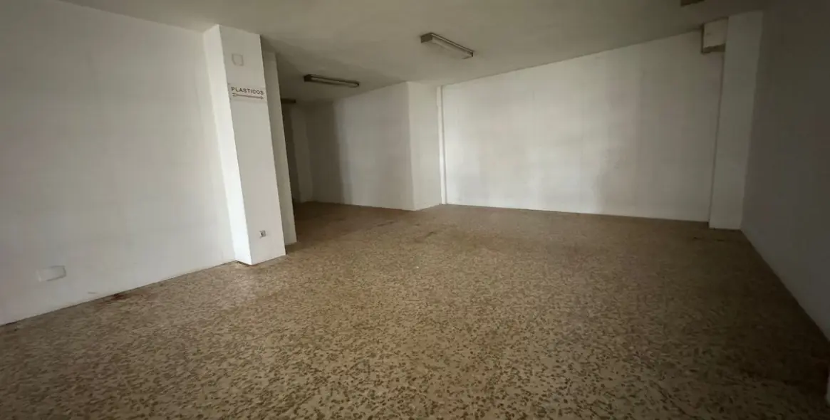 Sale of business in Estepona 12