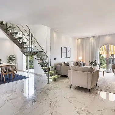 Venta de ático dúplex en Puerto Banús