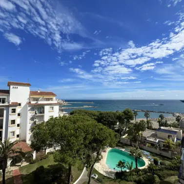 Venta de ático dúplex en Puerto Banús