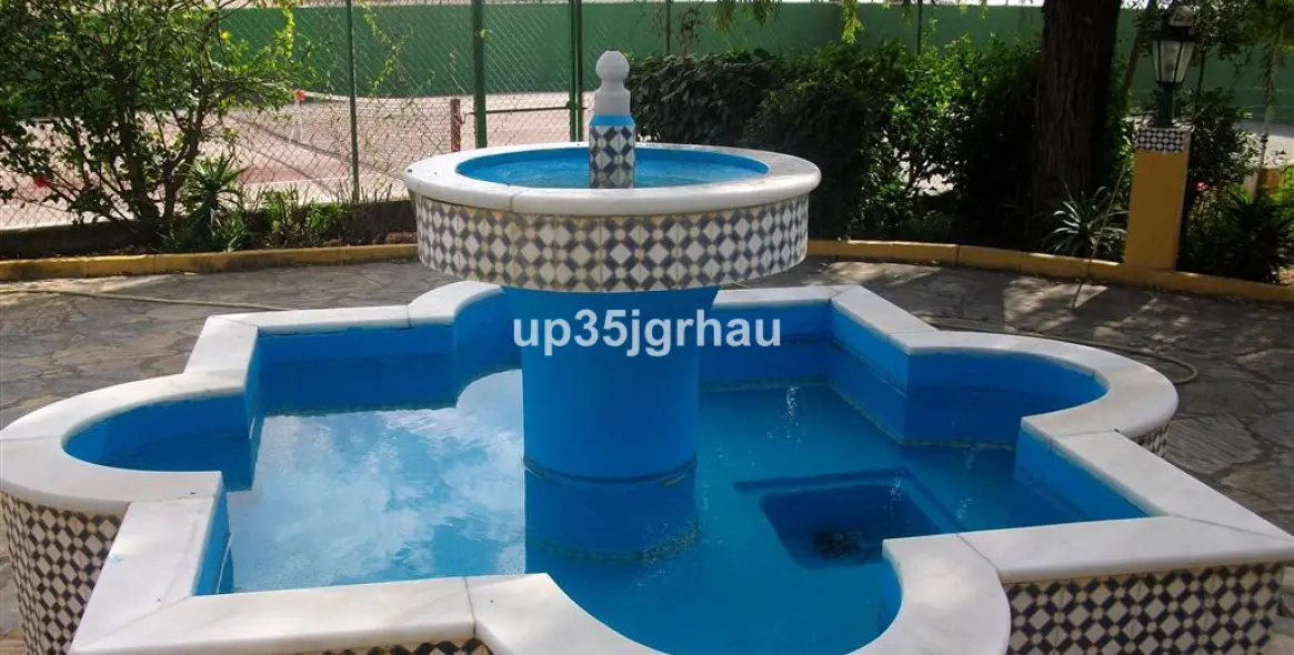 Venta de villa independiente en Estepona 7