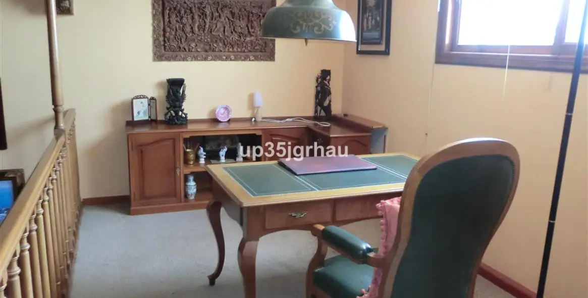 Venta de villa independiente en Estepona 11