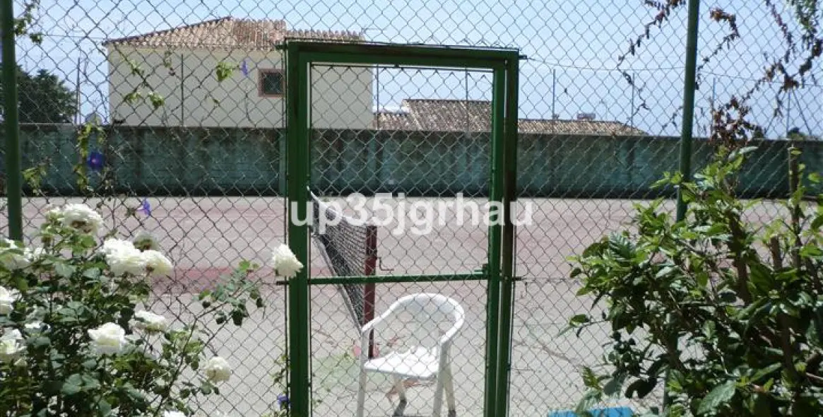 Venta de villa independiente en Estepona 33