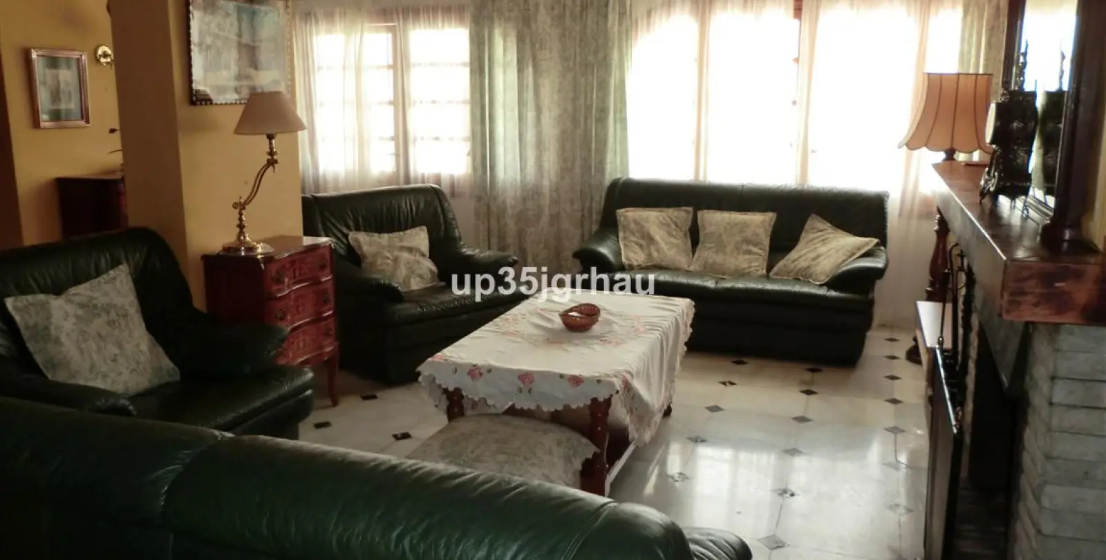 Продажа  отдельно стоящей виллы в Estepona 10