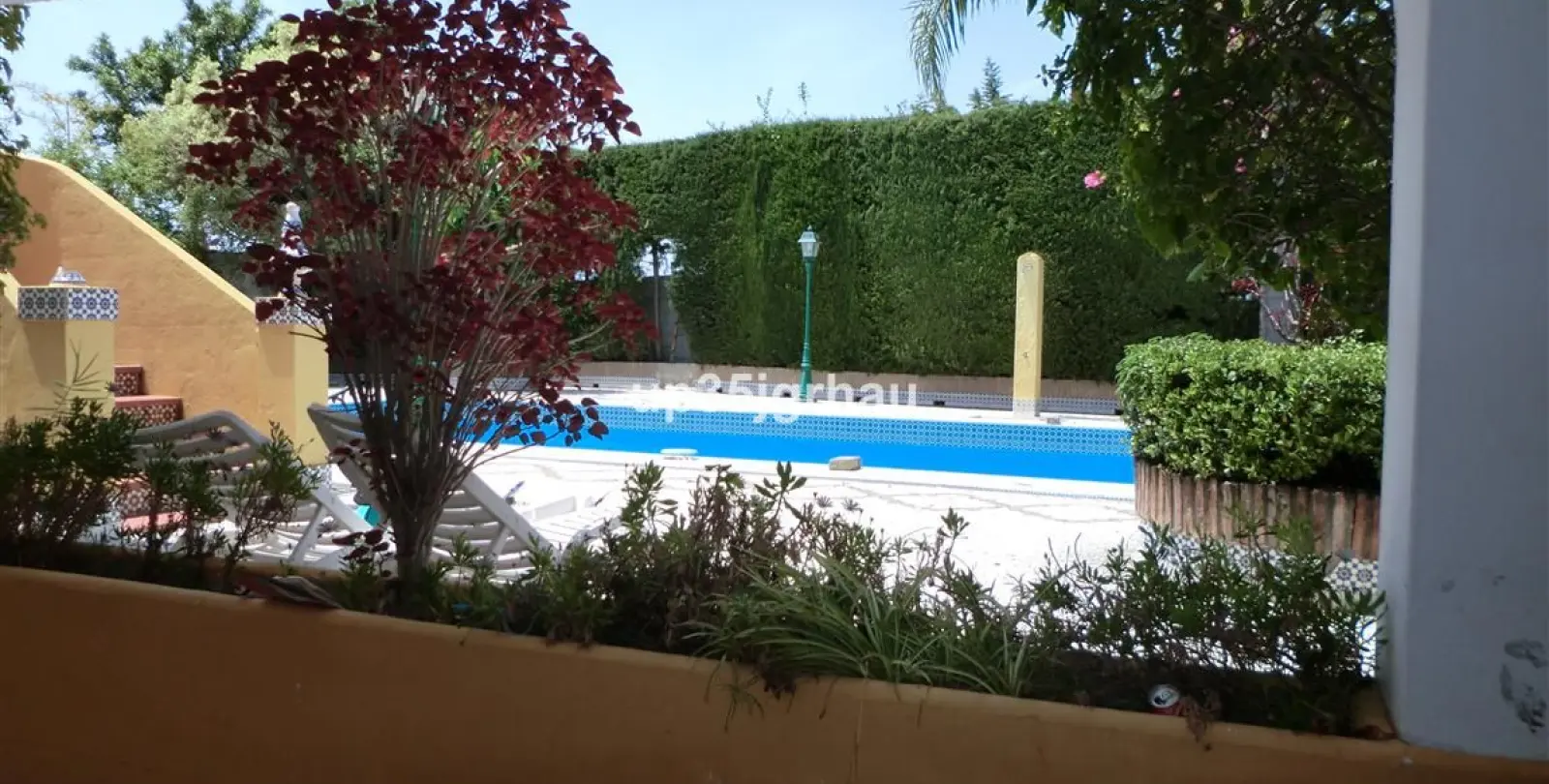 Продажа  отдельно стоящей виллы в Estepona 16
