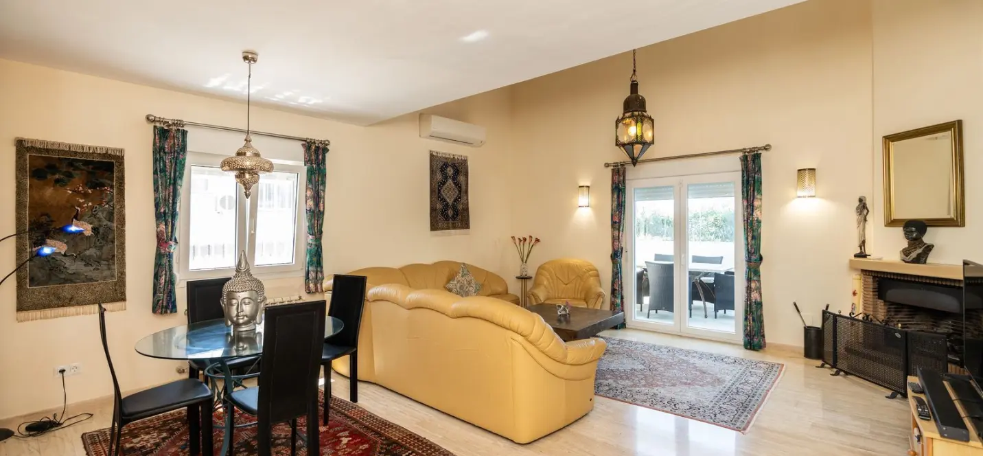Sale of detached villa in Marbesa 4