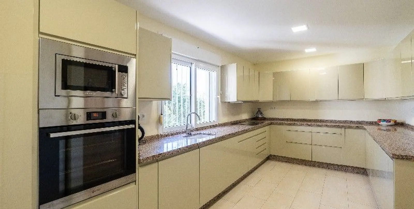Venta de villa independiente en Marbesa 6