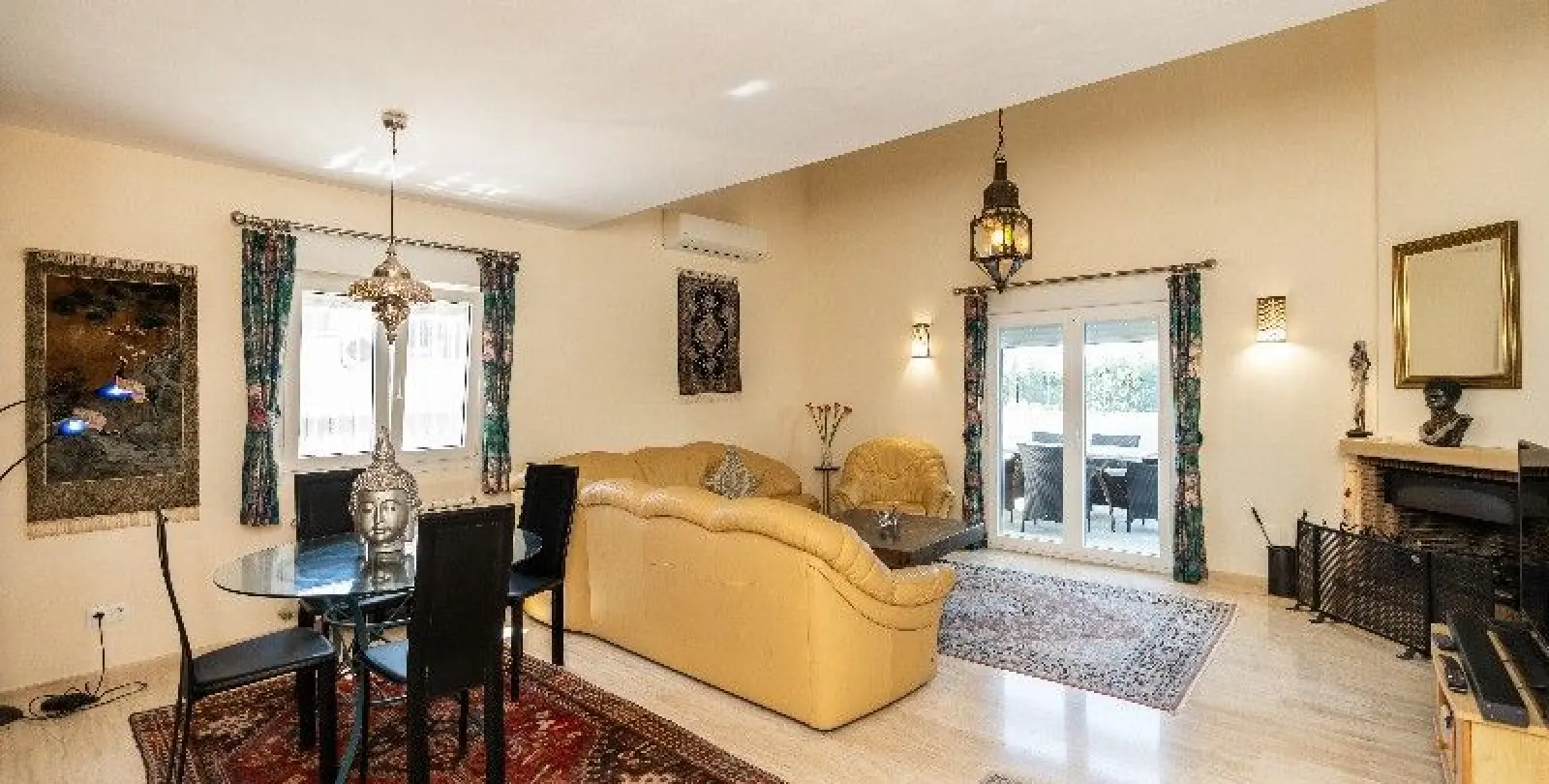 Venta de villa independiente en Marbesa 9