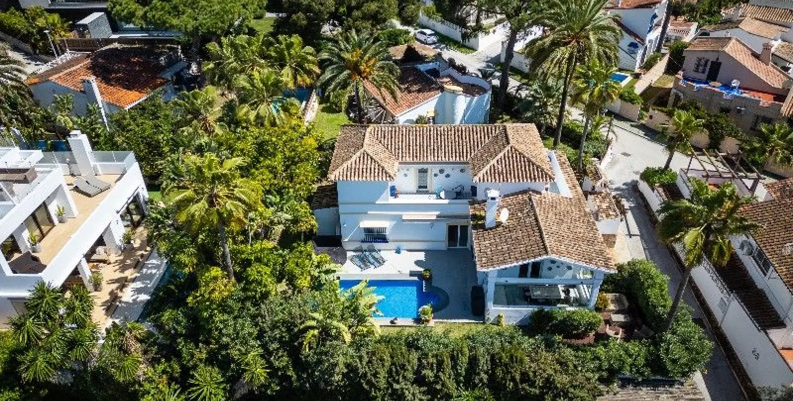Venta de villa independiente en Marbesa 16