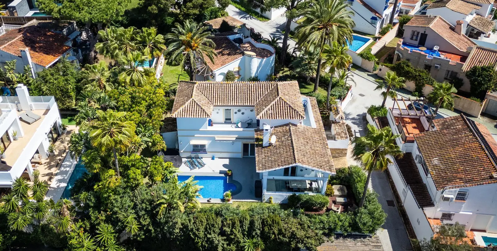 Venta de villa independiente en Marbesa 30