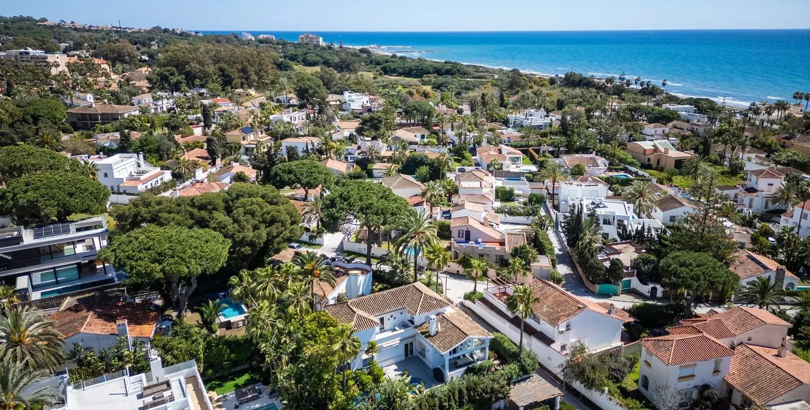 Venta de villa independiente en Marbesa 31