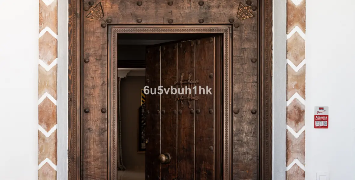 Venta de villa independiente en Linda Vista Baja 4