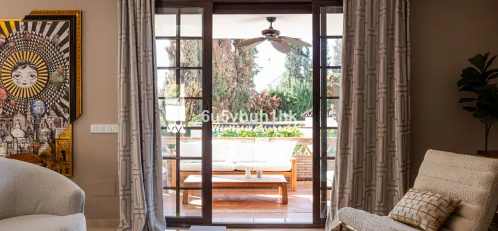 Venta de villa independiente en Linda Vista Baja 4