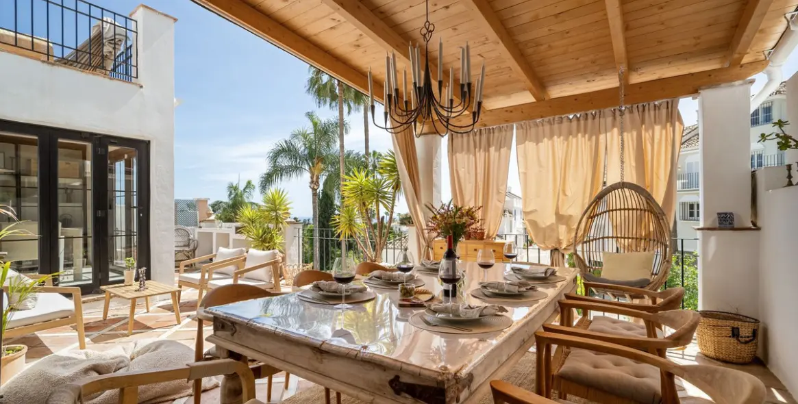 Sale of townhouse in Marbella (district Marbella) 1