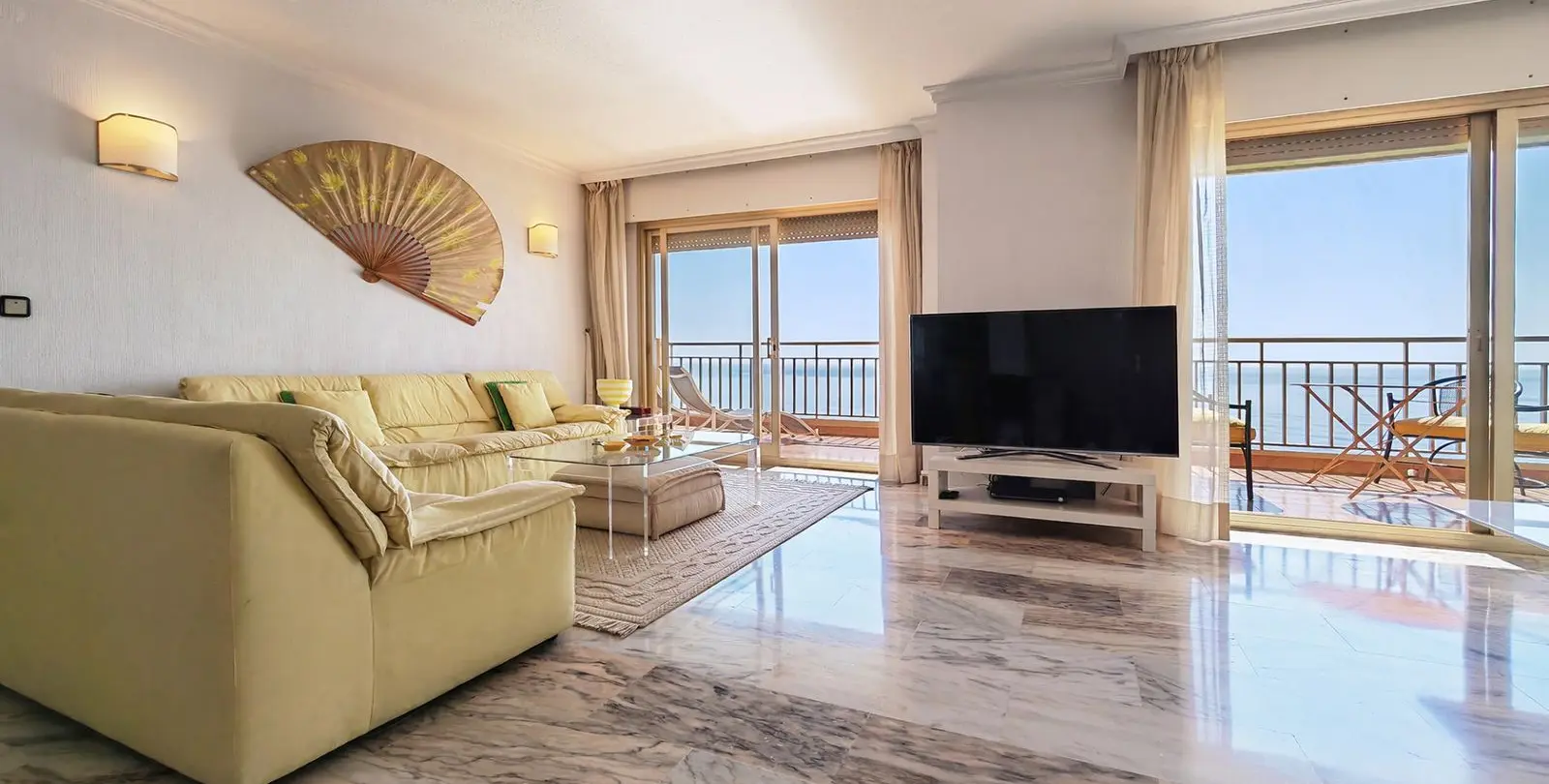 Venta de apartamento en planta media en Fuengirola 6