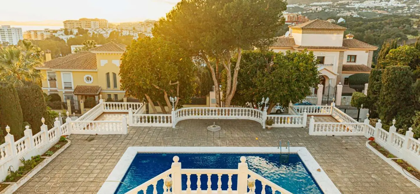 Sale of detached villa in Benalmadena 0